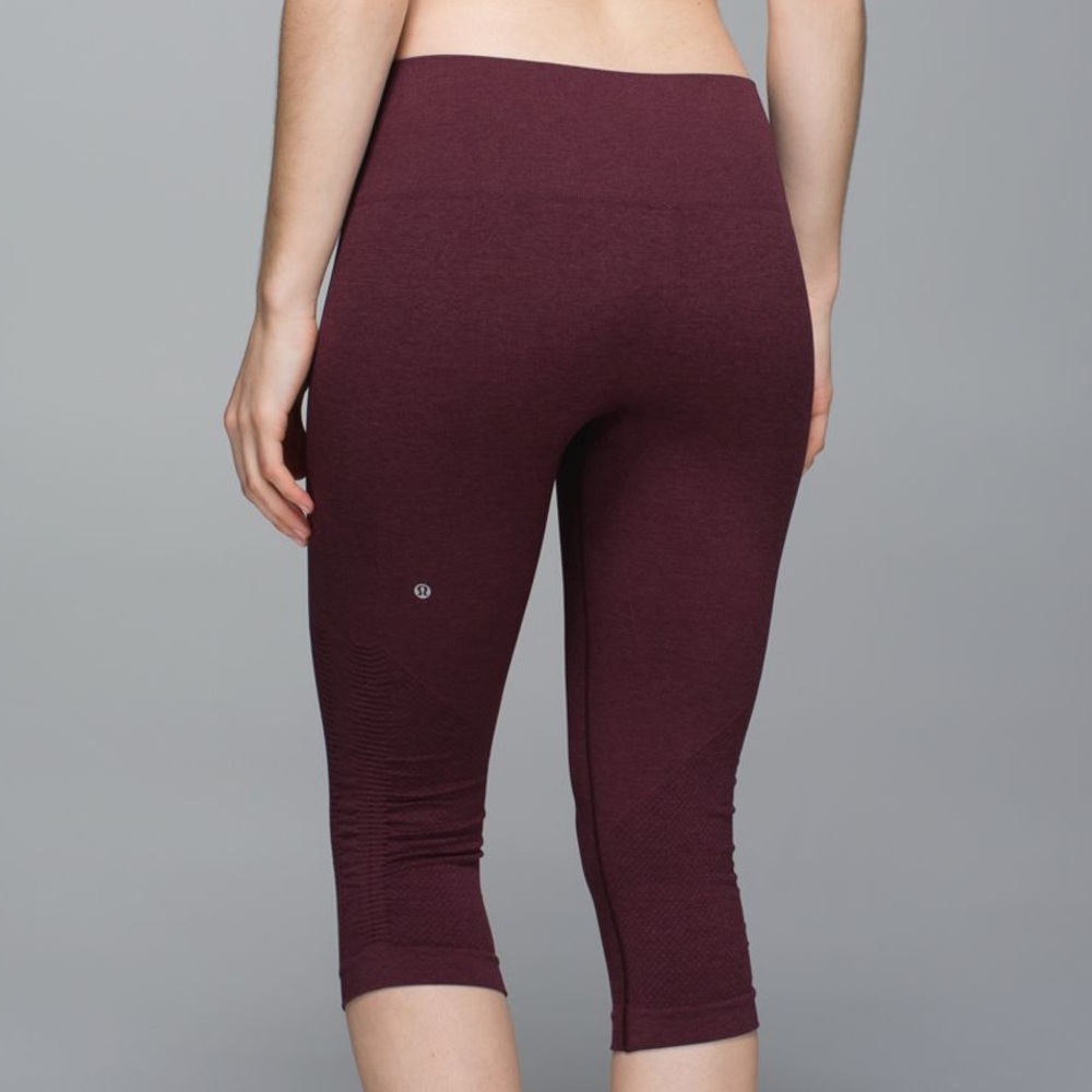 Lululemon In The Flow Crop II